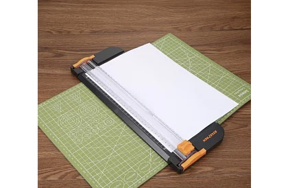 Nóż do papieru – gilotyna/trimer