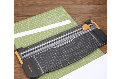 Nóż do papieru – gilotyna/trimer