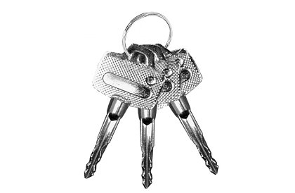 Sejf na klucz – dyskretne przechowywanie wartościowych przedmiotów