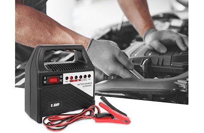 Ładowarka akumulatorów 6-12V / 6A – ładowarka akumulatorów samochodowych