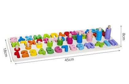 Drewniane puzzle z alfabetem i cyframi