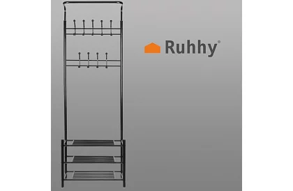 Ściana w przedpokoju – szafka na buty z wieszakiem