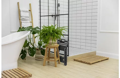 Skrzynka składana – taboret czarno-biały