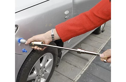 Zestaw do naprawy wgnieceń nadwozia z młotkiem odwróconym