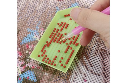 Organizator akcesoriów do malowania diamentami 5D