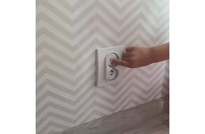 Zatyczki zabezpieczające gniazda elektryczne – 15 szt.