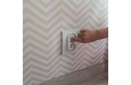 Zatyczki zabezpieczające gniazda elektryczne – 15 szt.