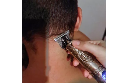 Zestaw do strzyżenia włosów i brody 4 w 1