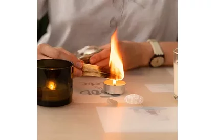 Świece herbaciane białe – czas palenia 3 godz. - opakowanie 100 szt.