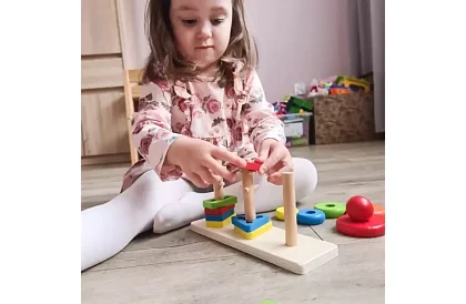 Drewniane układanki dla dzieci – sorter kształtów