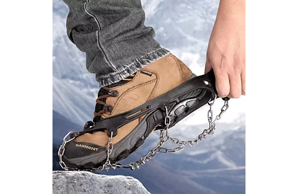 Nesmeki z kolcami - rozmiar 44-47