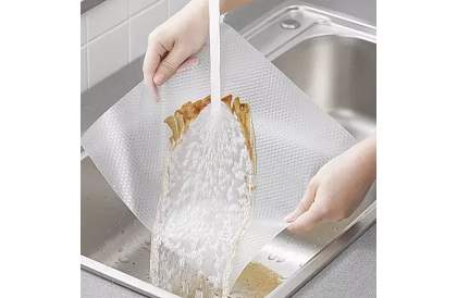 Podkład antypoślizgowy do szuflad 300x50 cm