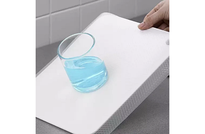 Podkład antypoślizgowy do szuflad 300x50 cm