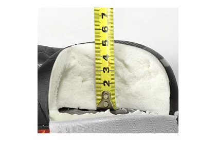 Siodełko rowerowe ACTIVE z wentylacją i wodoodpornym pokryciem