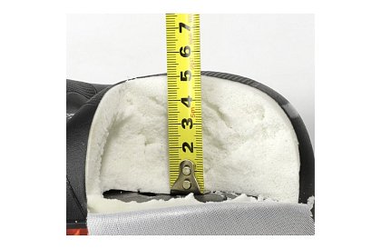 Siodełko rowerowe ACTIVE z wentylacją i wodoodpornym pokryciem