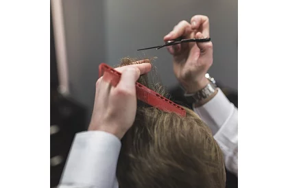 Profesjonalne nożyczki fryzjerskie