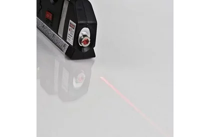 Laserowy poziomica z rozwijanym metrem – 250 cm