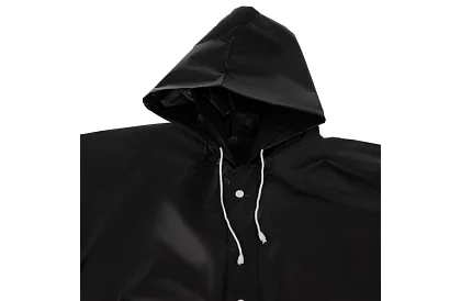 Silna czarna oversize peleryna