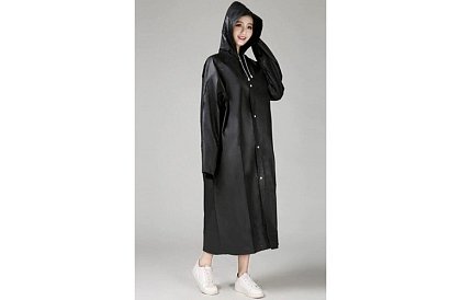 Silna czarna oversize peleryna