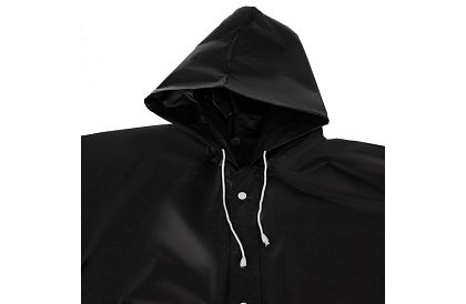 Silna czarna oversize peleryna