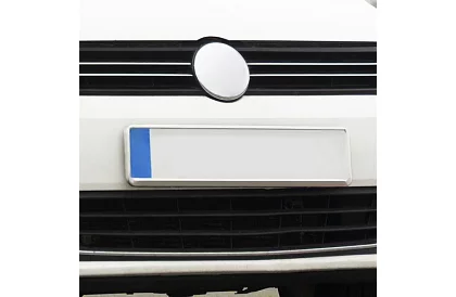 Rama pod SPZ – srebrny – 2 sztuki