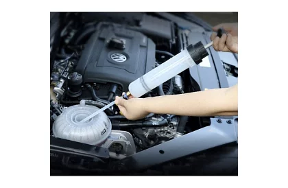 Strzykawka do ekstrakcji oleju i cieczy - 200ml