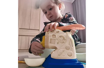 Maszyna do produkcji makaronu dla małych kucharzy