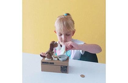 Skarbonka na monety – Głodny pies - brązowy