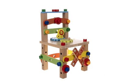 Drewniane krzesło sensoryczne dla dzieci