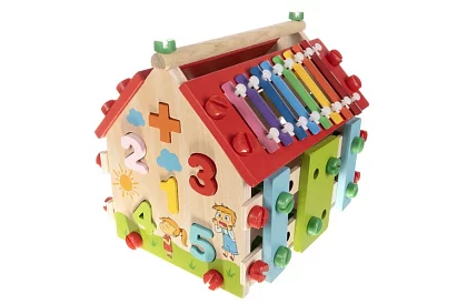 Drewniany edukacyjny domek sensoryczny