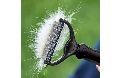 Grzebień do wyczesywania sierści i podszerstka