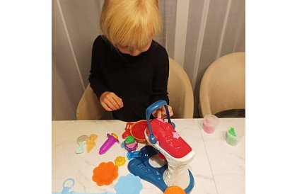 Robot kuchenny dla dzieci do plasteliny