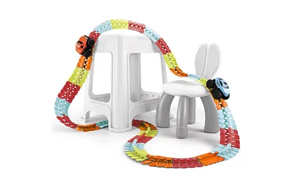 Tor wyścigowy o długości 4,8 metra + samochód