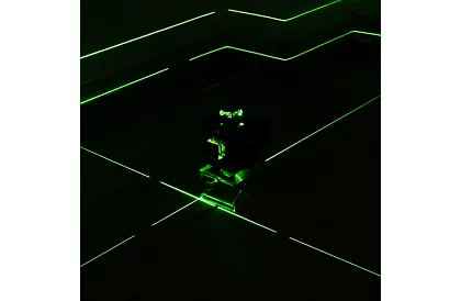 4D laserowy poziom 360° – 16 linii – zielony laser niwelacyjny