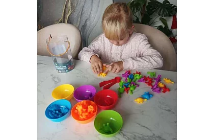 Zestaw dinozaurów do nauki kolorów i liczenia