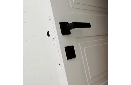 Klamka drzwiowa – klamka czarna matowa