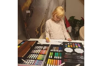 Zestaw dużych farb 144 szt. + walizka