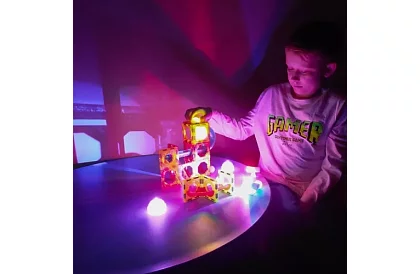 Zestaw edukacyjny magnetycznych klocków 3D - 77 sztuk