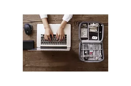 Organizer podróżny na kable i ładowarki