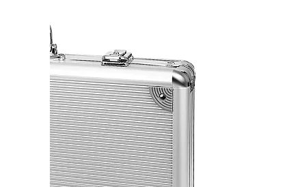 Kompletna zestaw pokerowy - 300 żetonów w walizce