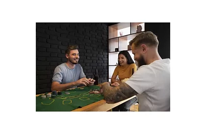 Kompletna zestaw do pokera Texas - 200 żetonów