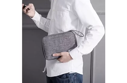 Etui podróżne – organizer na kable i ładowarki