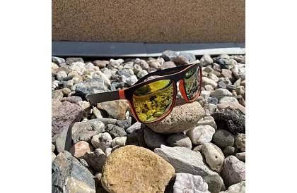 Okulary przeciwsłoneczne polaryzacyjne – pomarańczowe UV 400